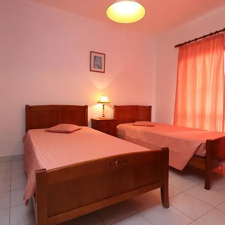 Reis Villa Guia (Faro)